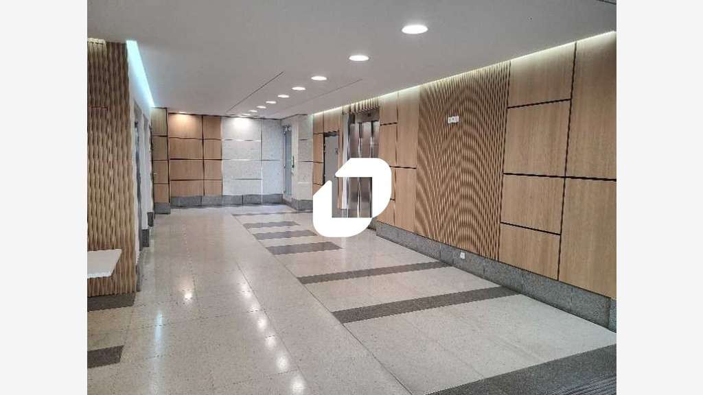 A louer Bureaux 712m² Saint cloud