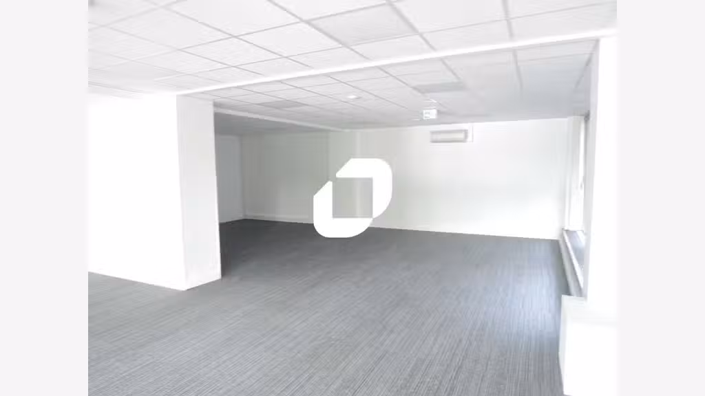 A louer Bureaux 754m² Saint cloud