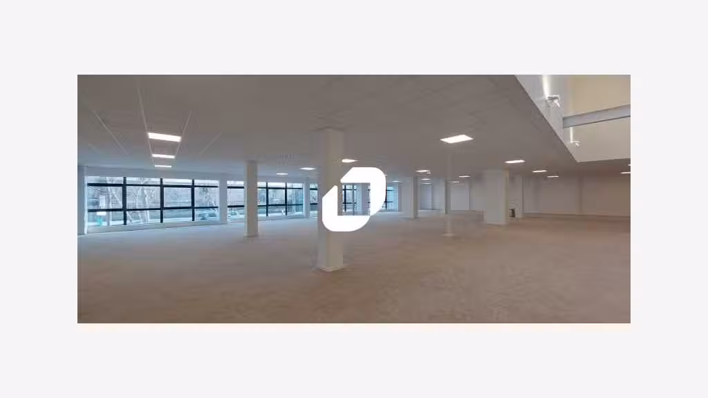 A louer Bureaux 1886m² Saint denis
