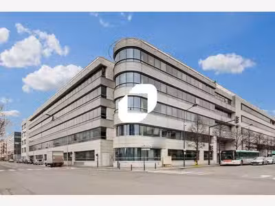 A louer Bureaux 1806m² Saint denis