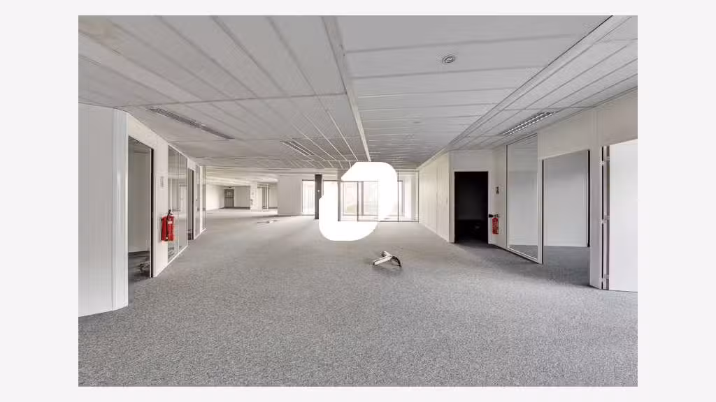 A louer Bureaux 3561m² Saint denis