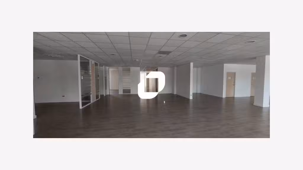 A louer Bureaux 1635m² Saint denis