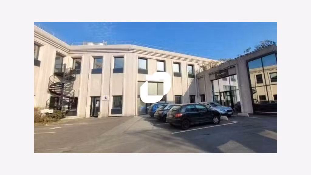 A louer Bureaux 1635m² Saint denis
