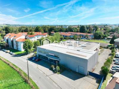 SAINT-GAUDENS – LOCATION de1153 M² EN PREMIÈRE LIG