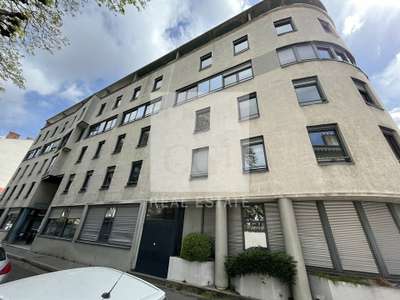 Bureau 22m² RDC à louer à Saint-Genis-Laval