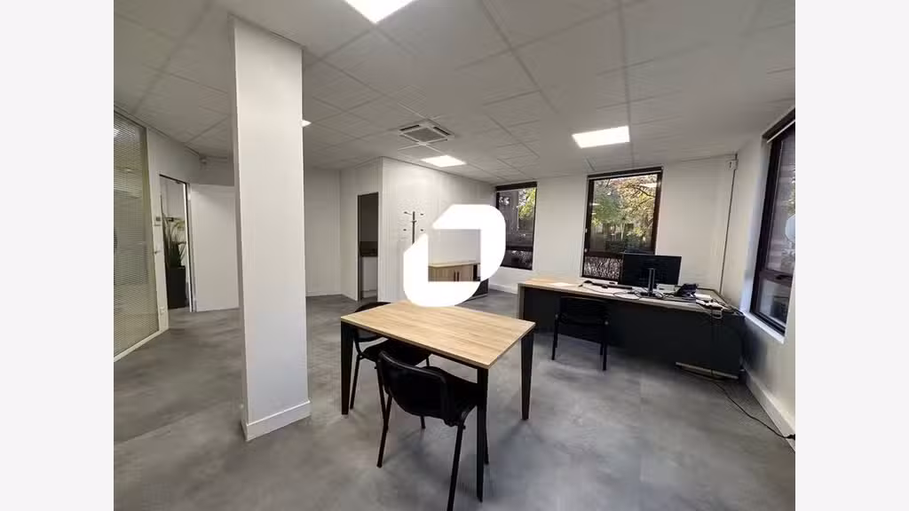A louer Bureaux 160m² Saint germain en laye