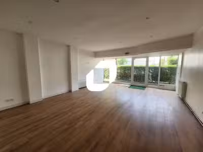 A louer Bureaux 66m² Saint germain en laye
