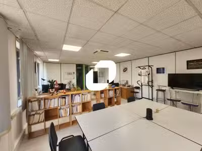 A louer Bureaux 71m² Saint germain en laye
