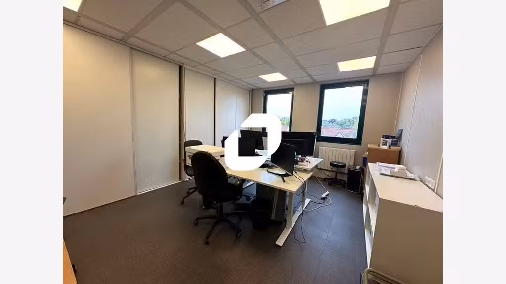 A louer Bureaux 20m² Saint germain en laye