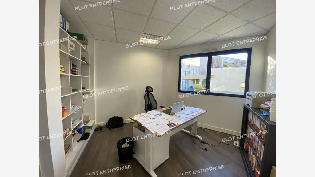 Loue bureaux 50m² St Grégoire parc de Brocéliande