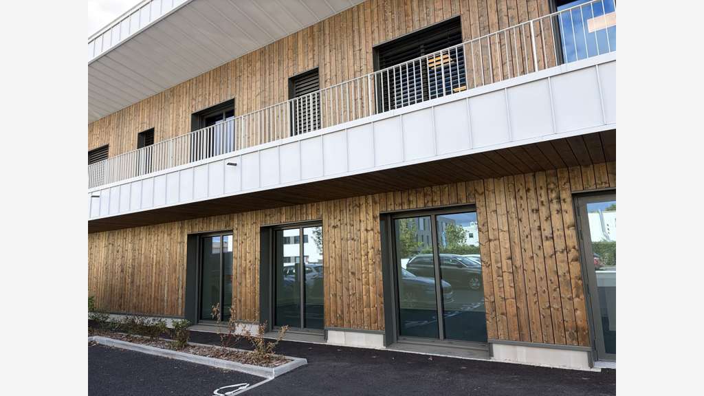 Immobilier Professionnel à louer Saint-Grégoire