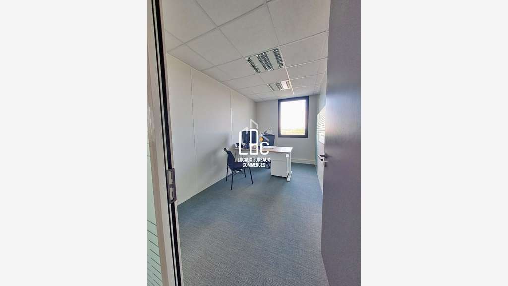 A louer bureaux 149m² R+5 à Saint-Herblain