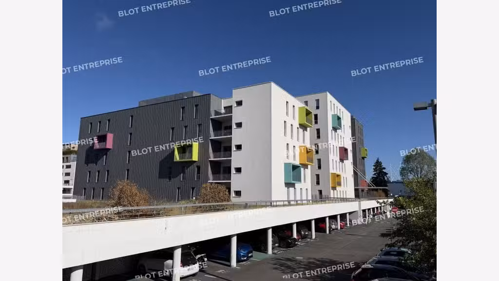 À LOUER - BUREAUX - 750 M² - SAINT HERBLAIN