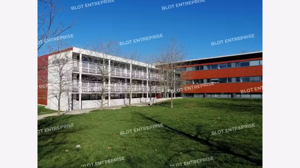 A louer bureaux 353m² à Saint-Herblain Moulin Neuf