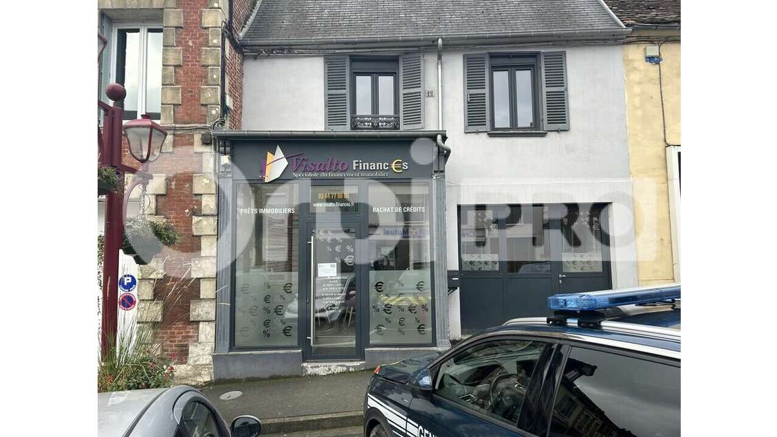 A louer bureaux 112m² à St-Just-en-Chaussée centre