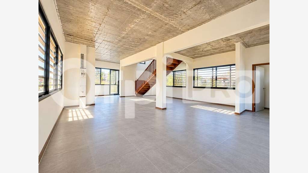 Bureaux en duplex à louer Saint-Laurent-du-Maroni