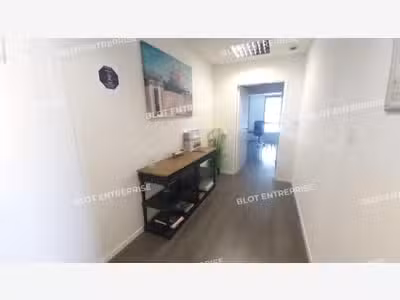 A LOUER - BUREAUX - SAINT-MALO - Bellevent - 2EME