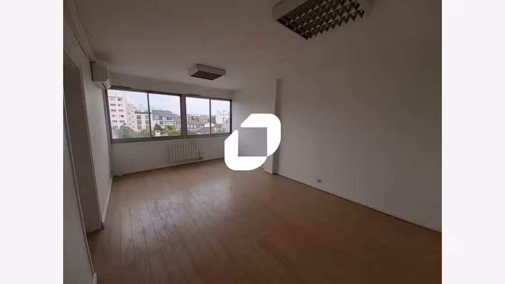 A louer Bureaux 300m² Saint maur des fosses