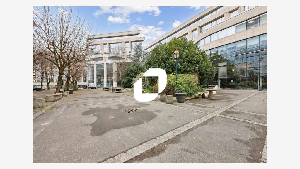 A louer Bureaux 7539m² Saint maurice