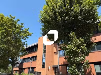 A louer Bureaux 2032m² Saint ouen