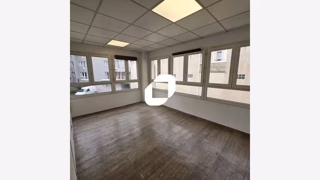 A louer Bureaux 160m² Saint ouen