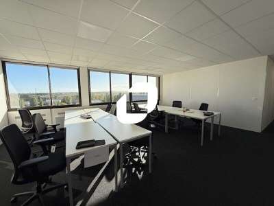 A louer Bureaux 1105m² Saint ouen l'aumone