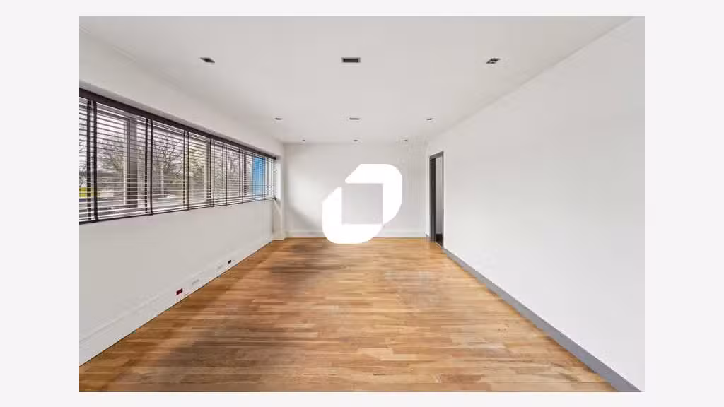 A louer Bureaux 262m² Saint ouen l'aumone