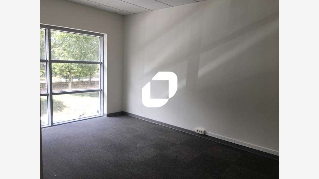 A louer Bureaux 1748m² Saint priest