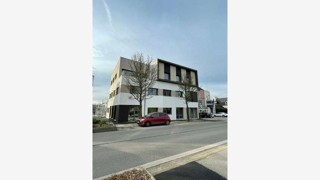 Loue bureaux neufs de 296m² en RDC à Saint Renan