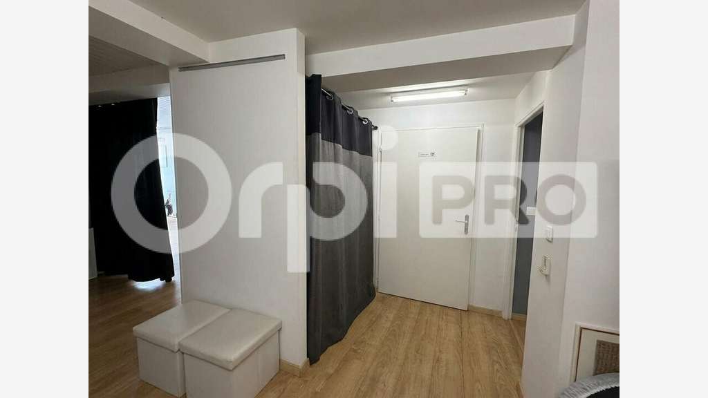 SAINT-VINCENT-DE-TYROSSE - LOCAL COMMERCIAL OU