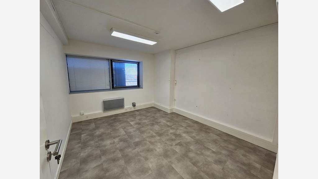 A louer bureaux de 71.50m² à Sainte Luce Sur Loire