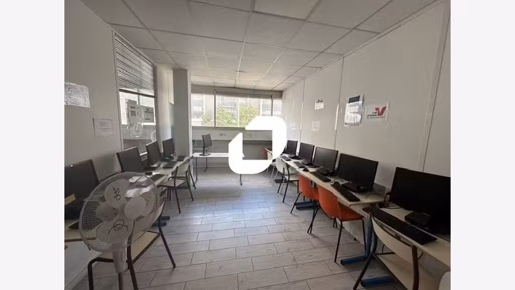 A louer Bureaux 428m² Sarcelles