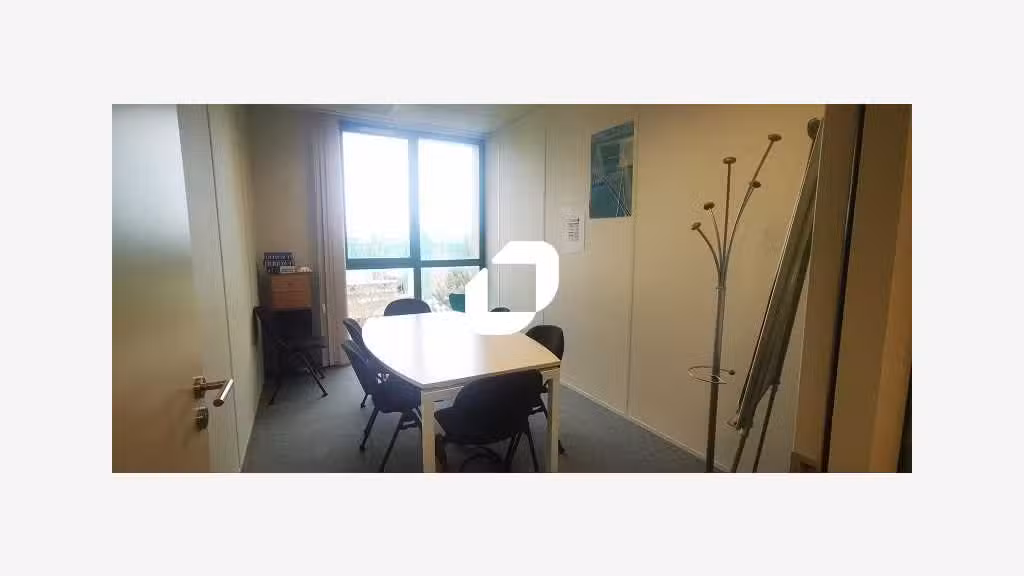 A louer Bureaux 245m² Serris