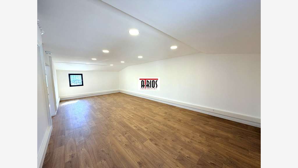 A louer bureaux neufs 140m² à Six-Fours-les-Plages