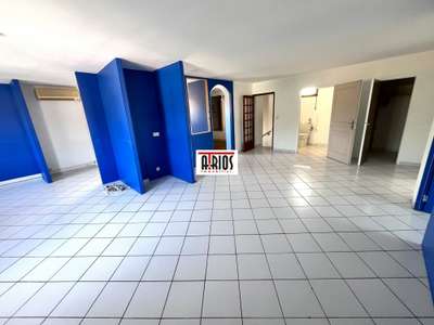 BUREAUX 107m2