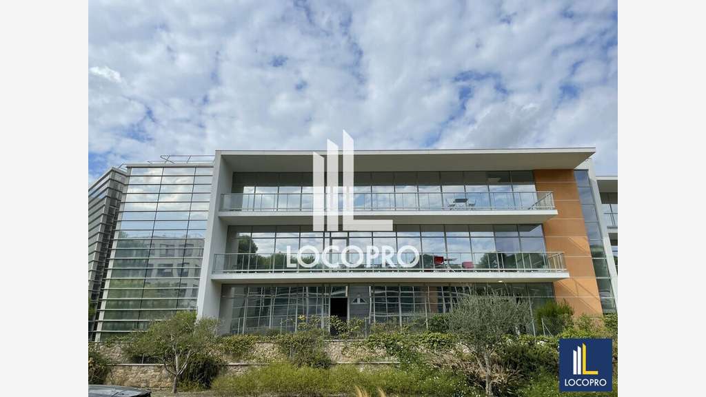 A louer bureaux modernes 646m² à Sophia-Antipolis