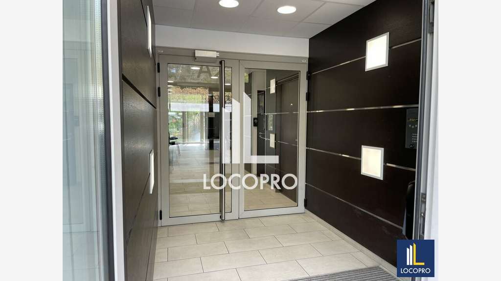 A louer bureaux modernes 646m² à Sophia-Antipolis