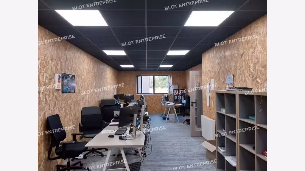A louer bureau indépendant de 45m² à Taden