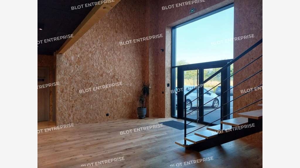 A louer bureau indépendant de 45m² à Taden