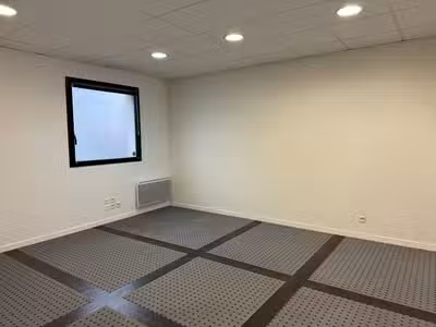 A louer bureau 50m² dans un ensemble médical Taden