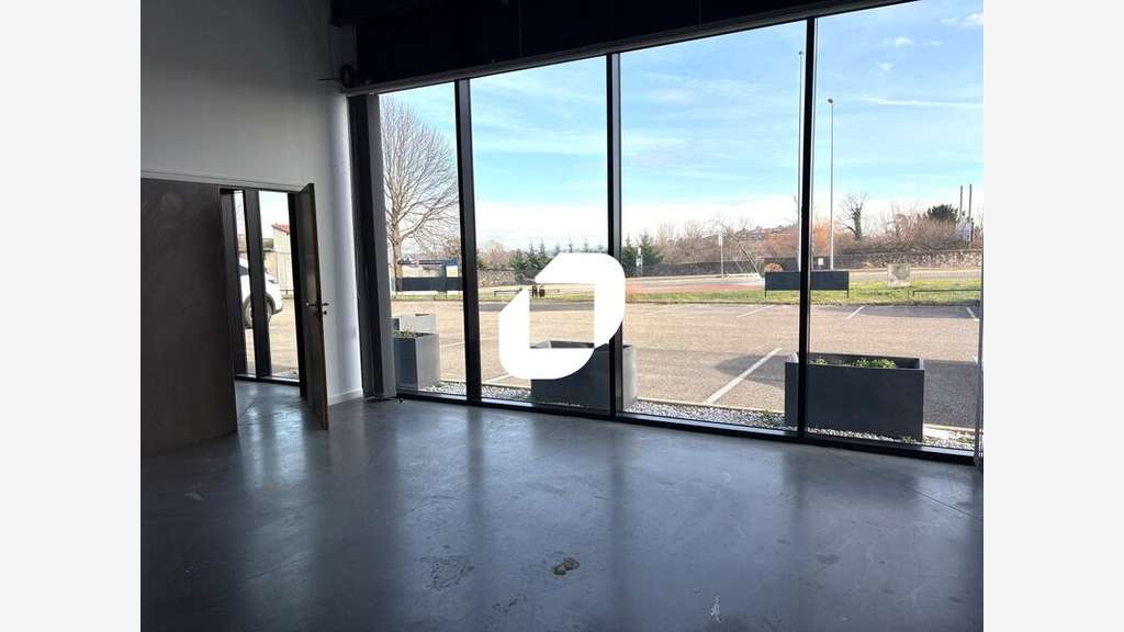 A louer Bureaux 84m² Taluyers