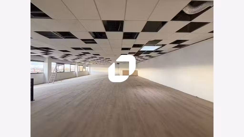A louer Bureaux 947m² Taverny