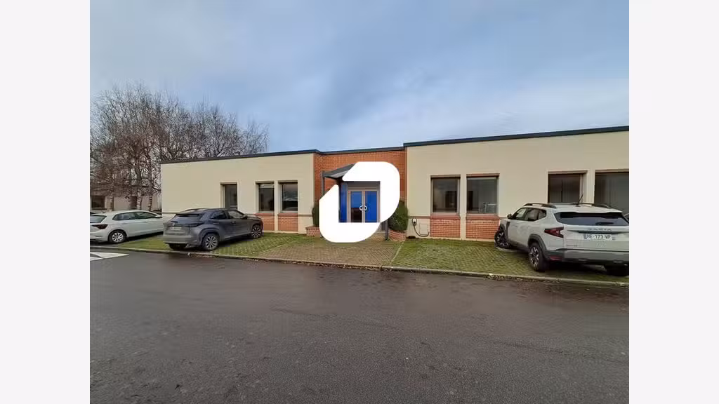 A louer Bureaux 300m² Templemars
