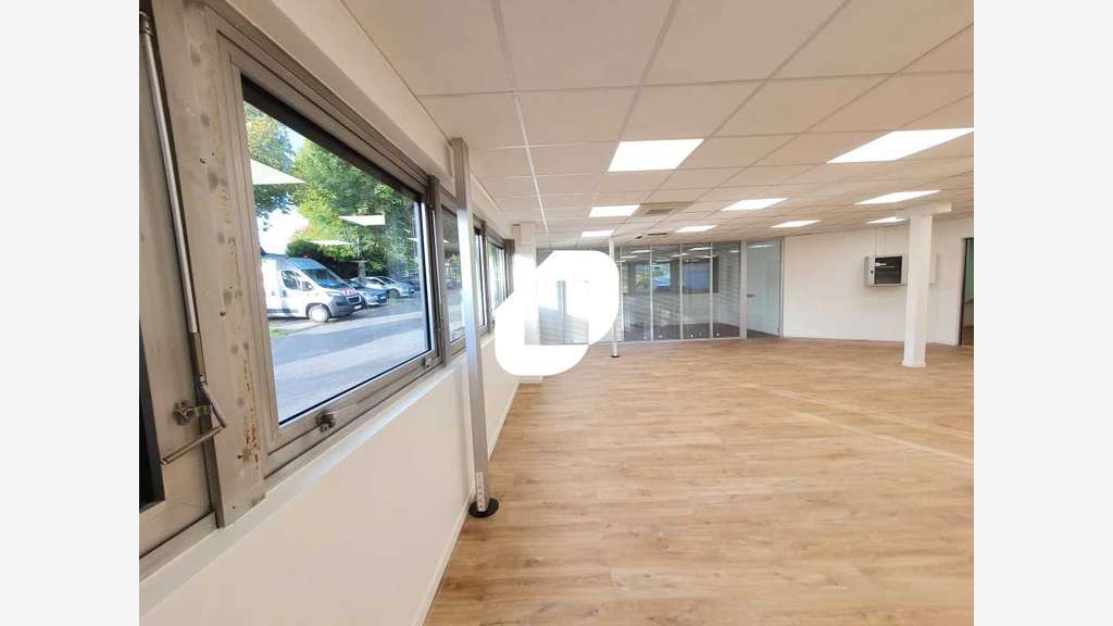 A louer Bureaux 100m² Torcy
