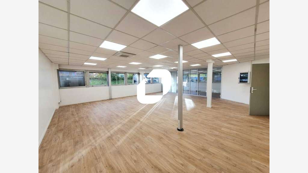 A louer Bureaux 100m² Torcy