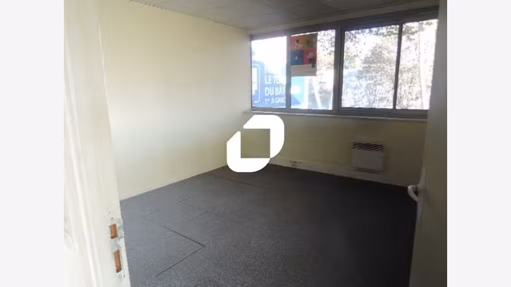A louer Bureaux 530m² Torcy