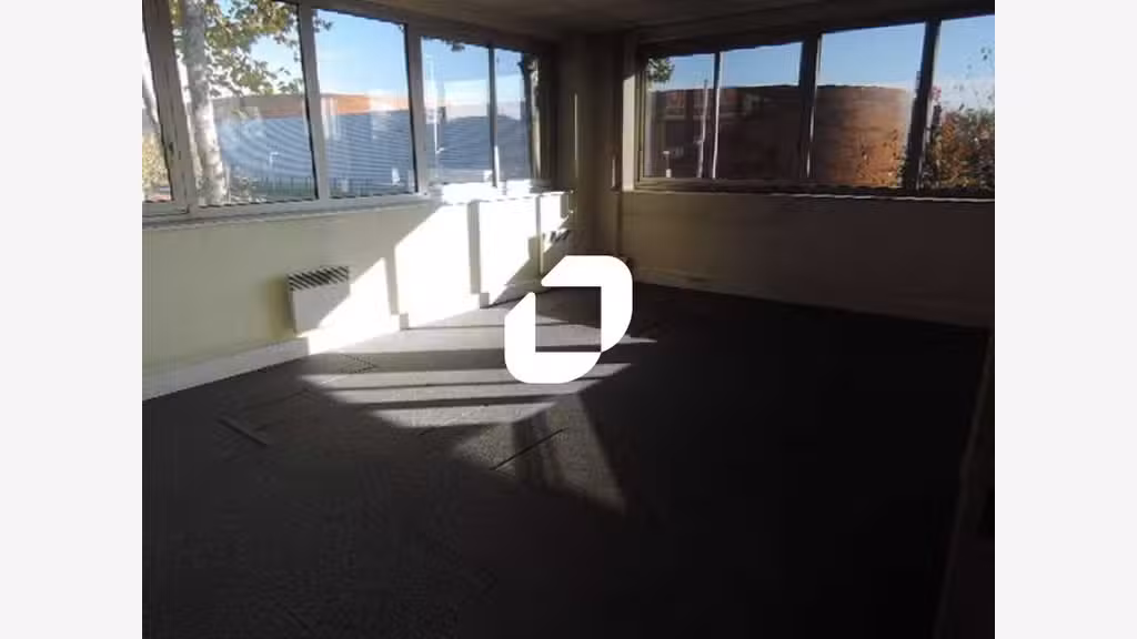 A louer Bureaux 530m² Torcy