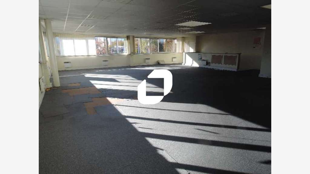 A louer Bureaux 530m² Torcy