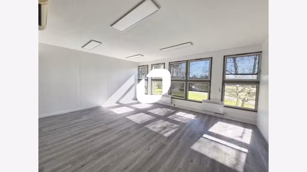A louer Bureaux 147m² Torcy