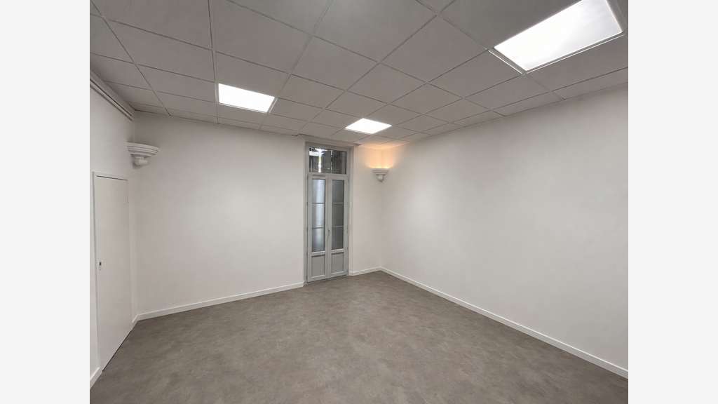 A louer bureaux de 161m² en centre ville de Toulon